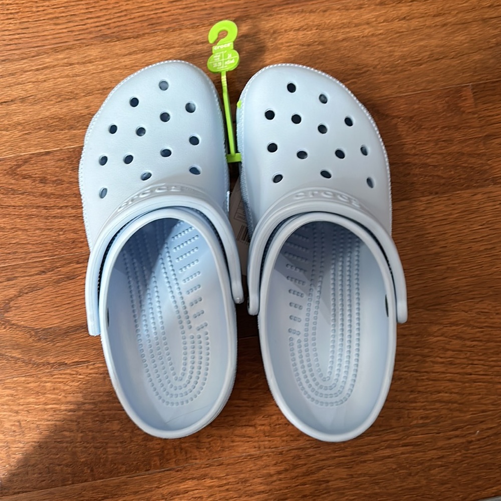 NWT Calcite blue Crocs